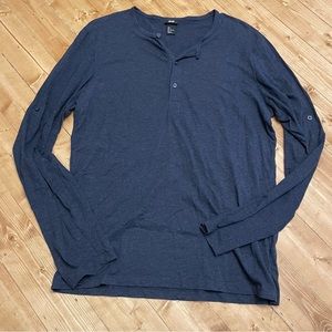 Long sleeve henley
